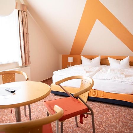 Hotel Am Uckersee 로퍼스도프 외부 사진