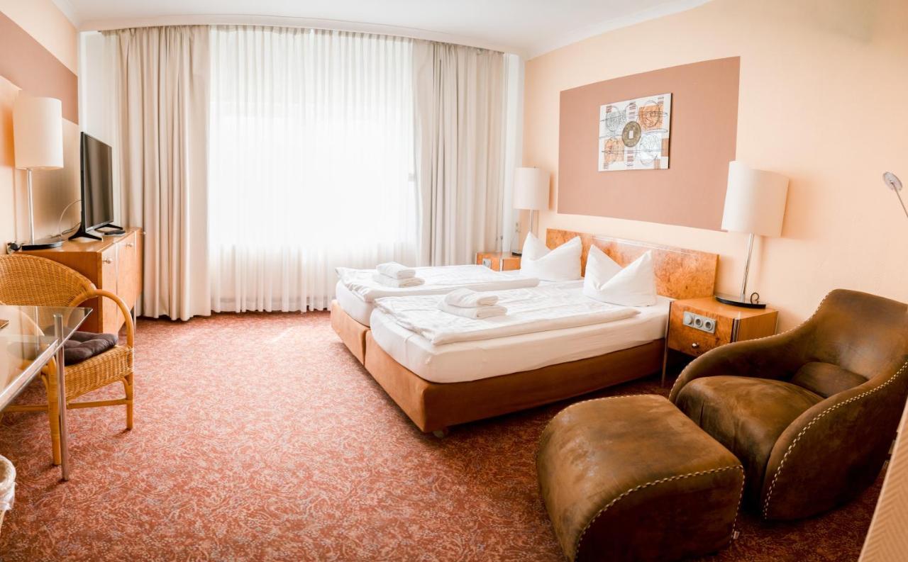 Hotel Am Uckersee 로퍼스도프 외부 사진